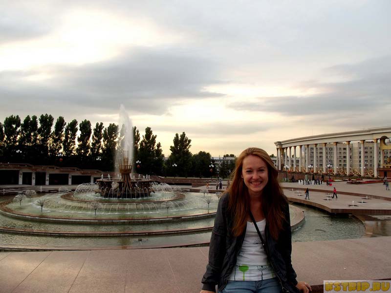 Парк Первого Президента в Алмате летом, Казахстан