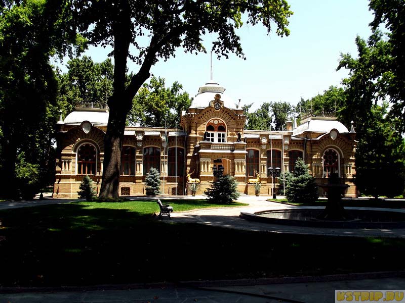 dvorec romanovyh