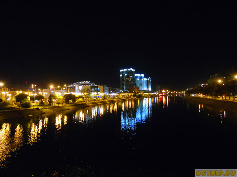 Сквер Гейдара Алиева в Астрахани и Мост дружбы России и Азербайджана + ночные фото