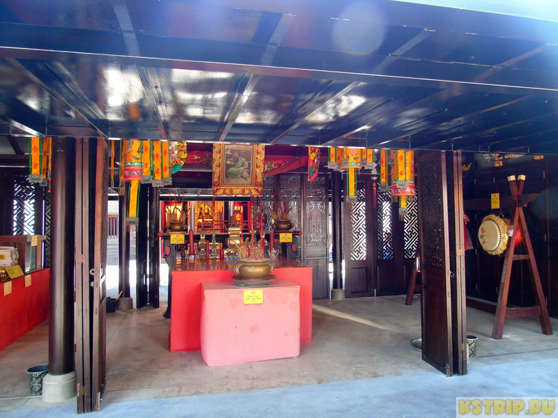 Китайский храм Гуань Юй (Guan Yu) на острове Самуи