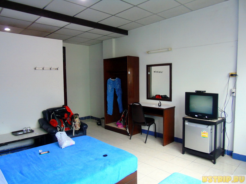 Отель Thairungruang Hotel в Сураттхани – сойдёт на одну ночь
