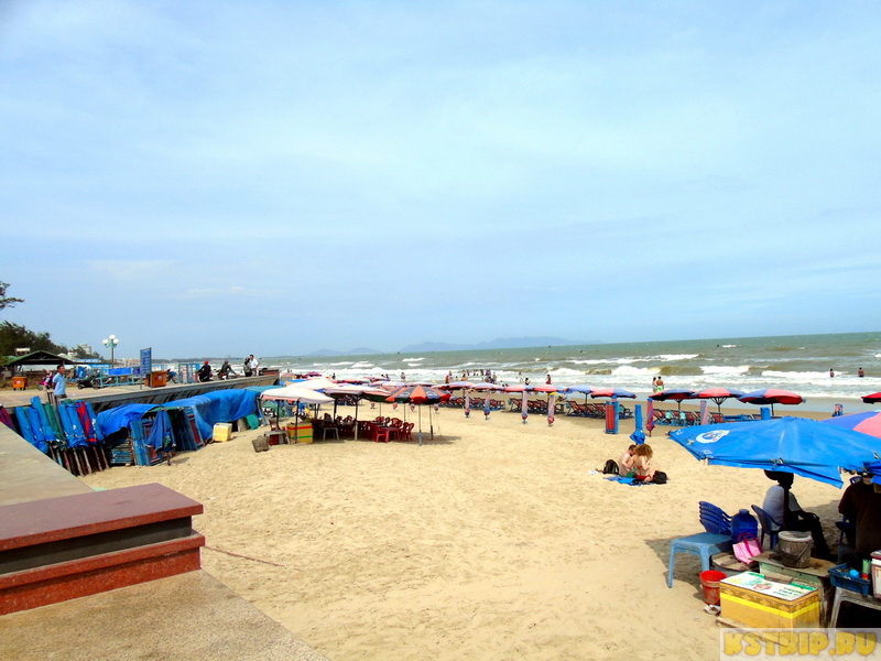 Задний пляж, или Back beach в Вунгтау – самый оживлённый пляж города