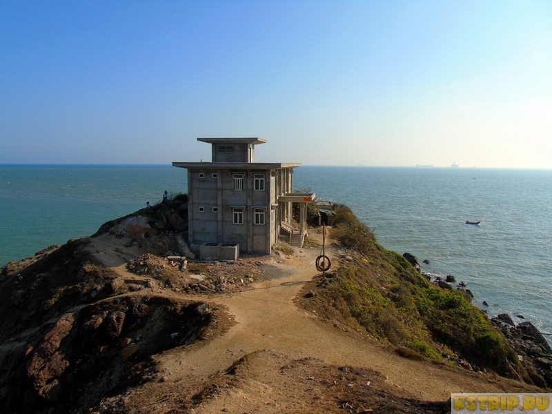 Статуя Иисуса Христа в Вунгтау + развалины крепости + пляж неподалеку