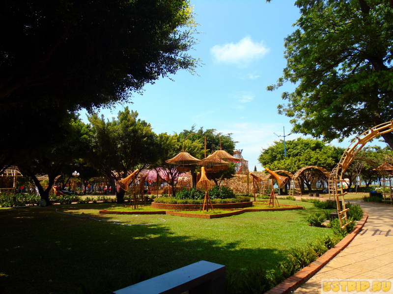 Парк Khu Tam Giac в Вунгтау напротив Переднего пляжа