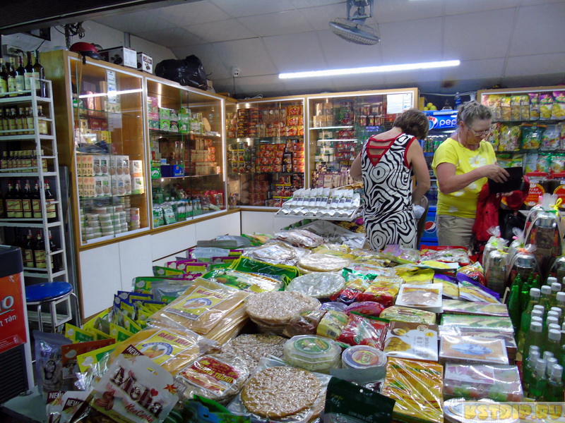 Ночной рынок в Нячанге – сувениры, безделушки, и прочая туристическая ерунда