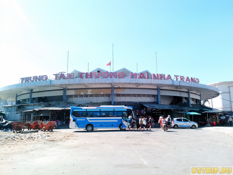 Рынок Чо Дам в Нячанге – популярная шопинг точка у туристов