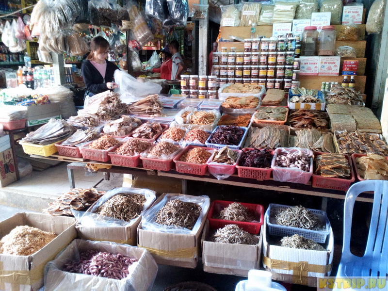 Северный рынок в Нячанге – дешёвые фрукты и морепродукты