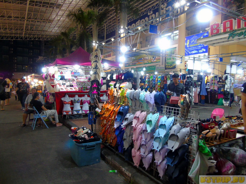 Дневной и ночной рынок на Пхукете Banzaan Market. Что купить на рынке Банзан