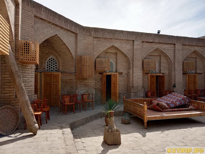 Отель в Хиве Silk Road Caravan Sarai – ночь в бывшем медресе