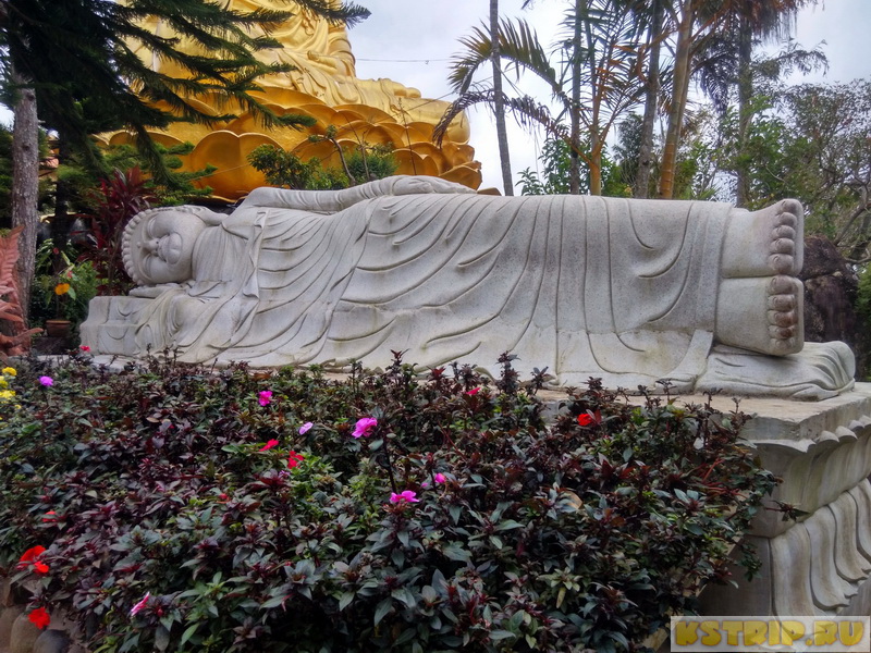 Храм Золотого Будды в Далате, или Храм Нгой – тихое и красивое место